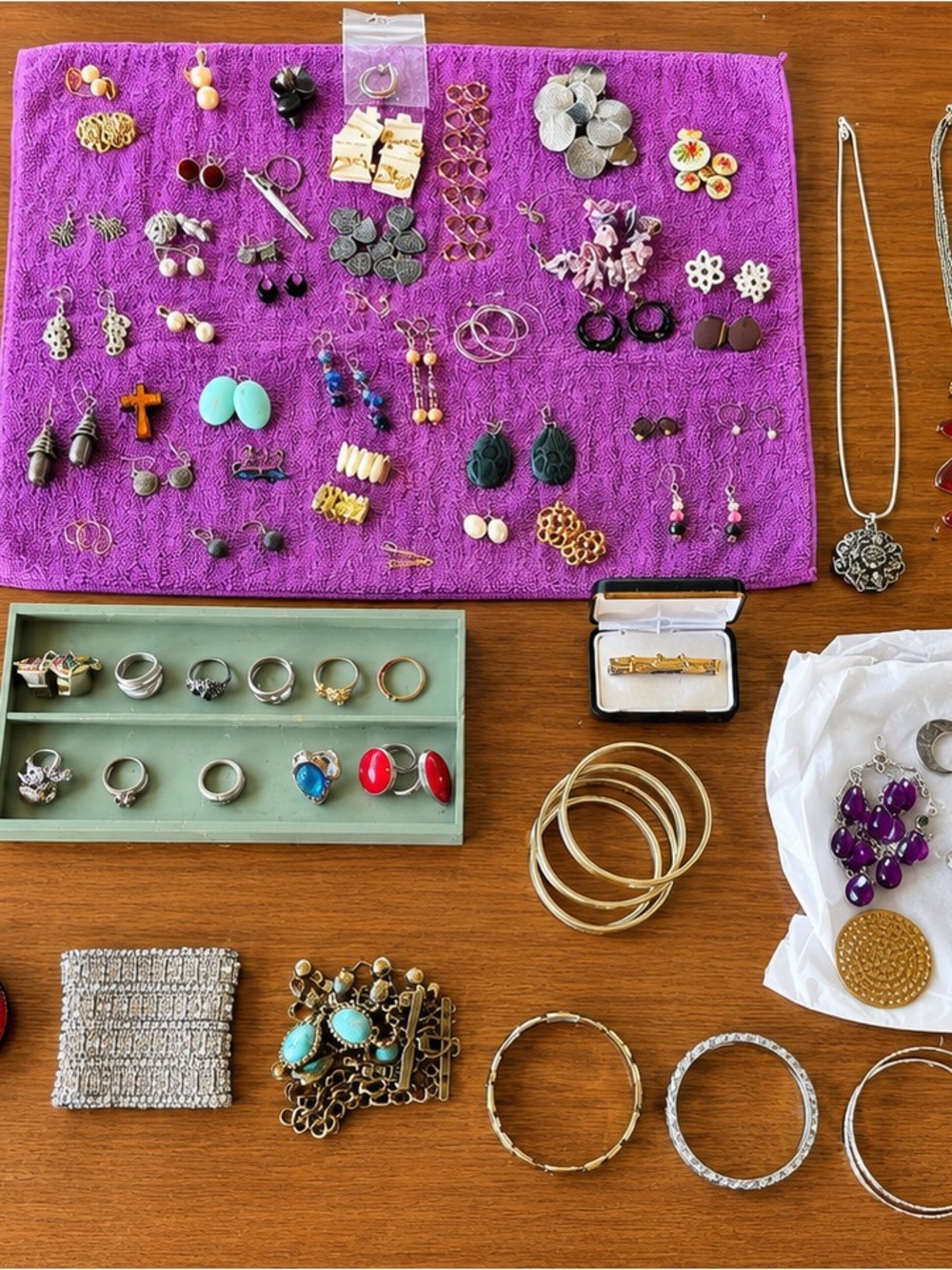 Huge Vintage Jewelry Lot Mixed Wearable Craft Reseller Bundle